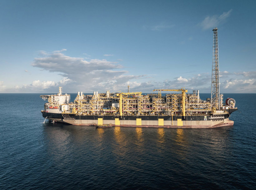 Petrobras: Marechal Duque de Caxias platform ship starts production
